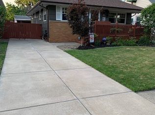 1808 North Ave, Parma, OH 44134