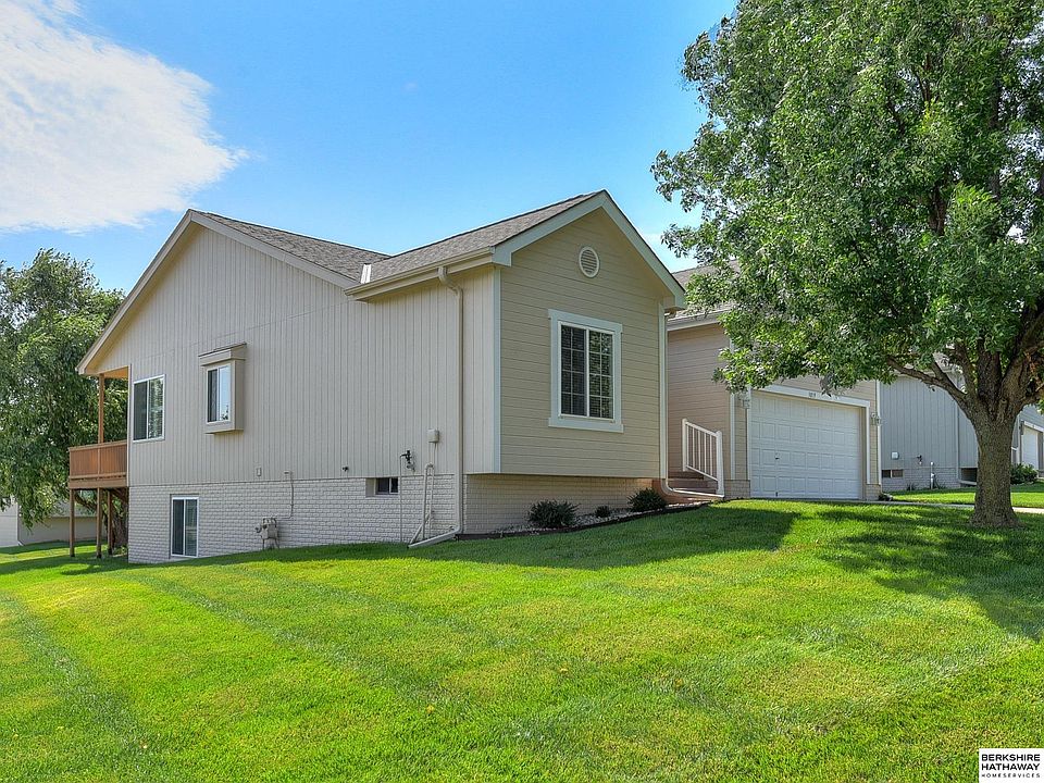 1st image of 3019 N 149th St