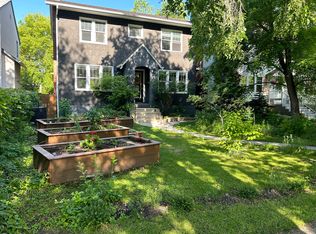 345 Waverley St, Winnipeg, MB R3M3K5