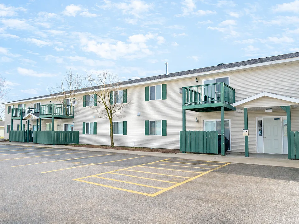 Murdock Apartments