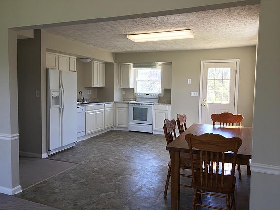 5th image of 16251 Lee Hwy