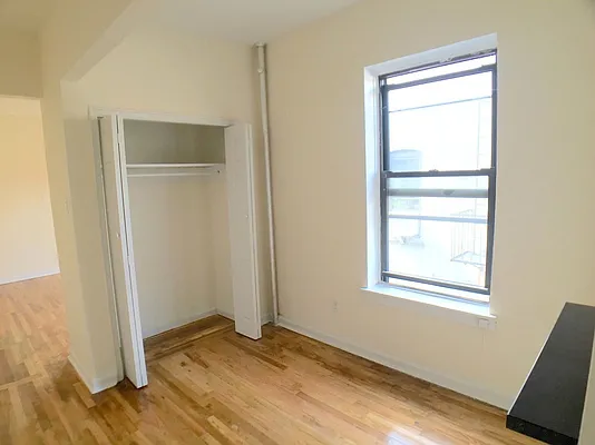 Rented by Uptown Flats LLC | media 5