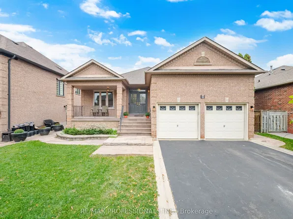 8 Piper Ct, Vaughan, ON L6A 1X2