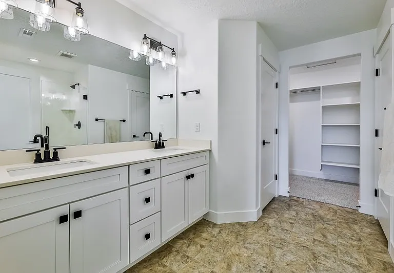 5108 W Tyce Ln — Photo 22