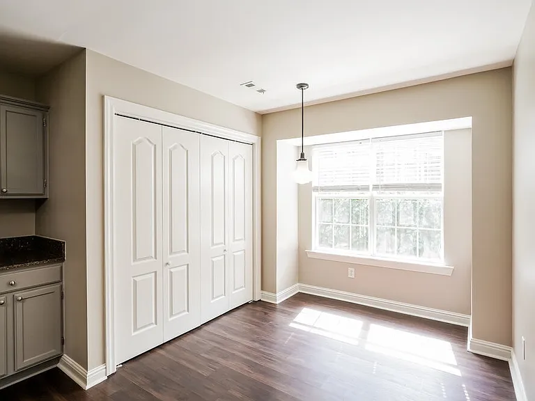 208 Ben Alex Ct — Photo 5