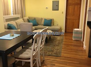 1031 Tremont St APT 2P, Boston, MA 02120
