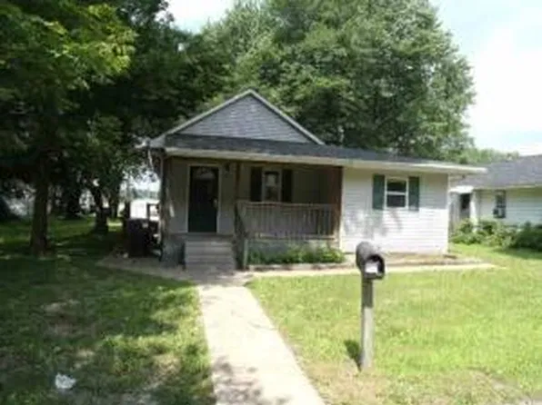 3905 N Boulevard Ave, Peoria, IL 61614
