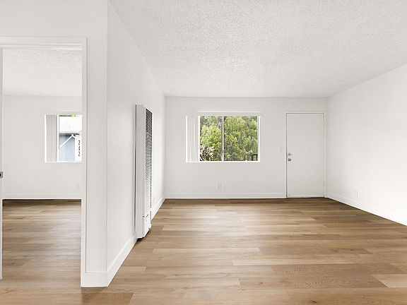 4th image of 240 W Calle Primera #244-410