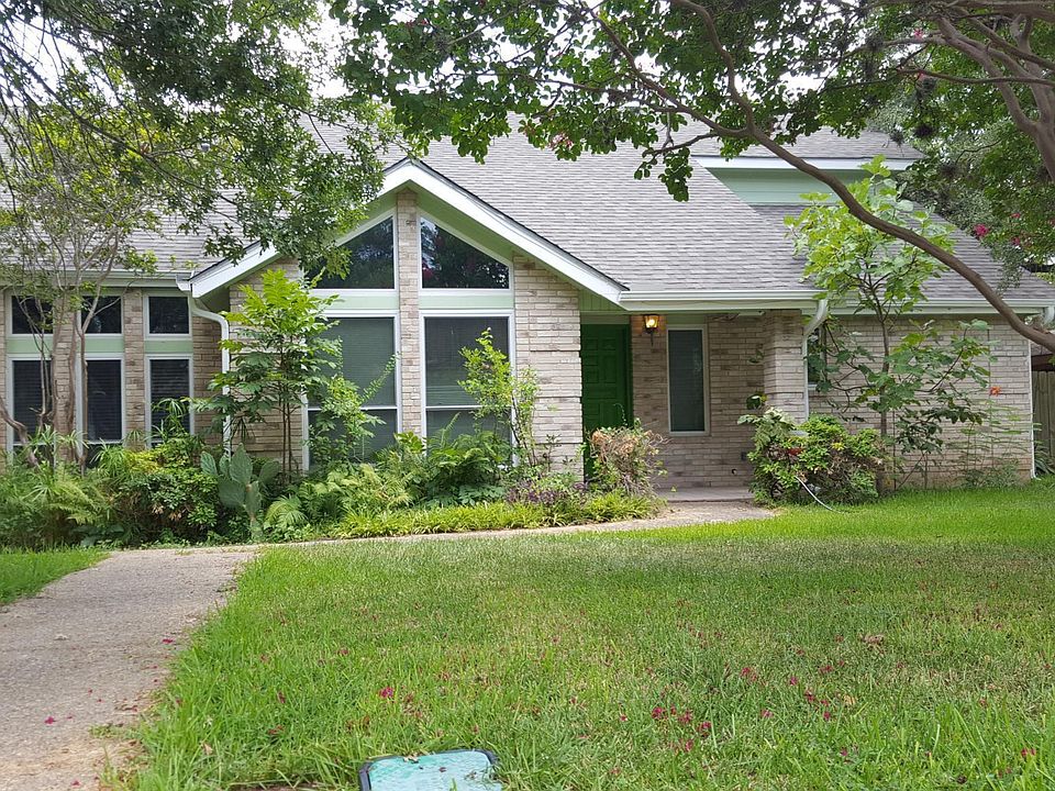 904 Grey Oak Front
