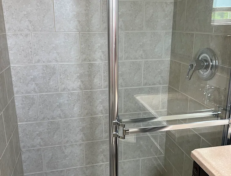 23-50 Waters Edge Dr #4P — Photo 24