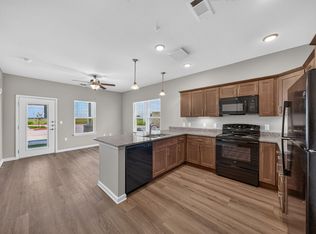 916 Lincoln Ln #101, Lockhart, TX 78644