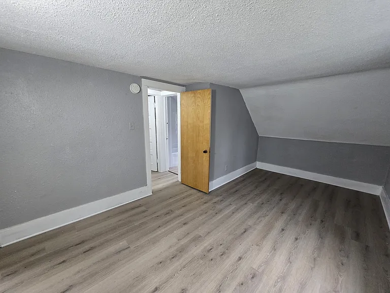 642 Dawson St — Photo 19