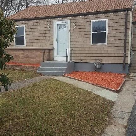 2nd image of 1 Marquette Dr