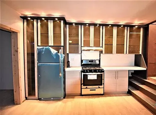 Rented by Brooklyn Property Group LLC | media 25