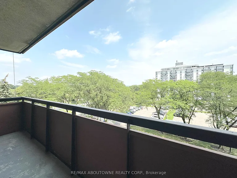 165 La Rose Ave #508 — Photo 15