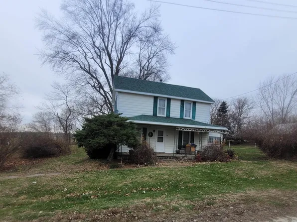 330 N West St, Ellisville, IL 61431