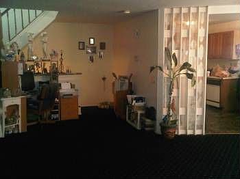 4th image of 86 Country Dr N