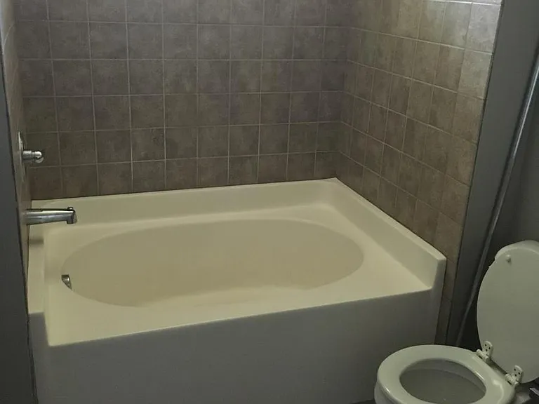 257 Hampshire Downs Dr — Photo 12