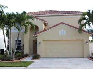 11270 SW 21st St, Hollywood, FL 33025