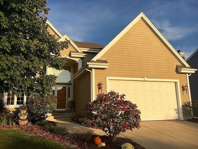 Front view of home 