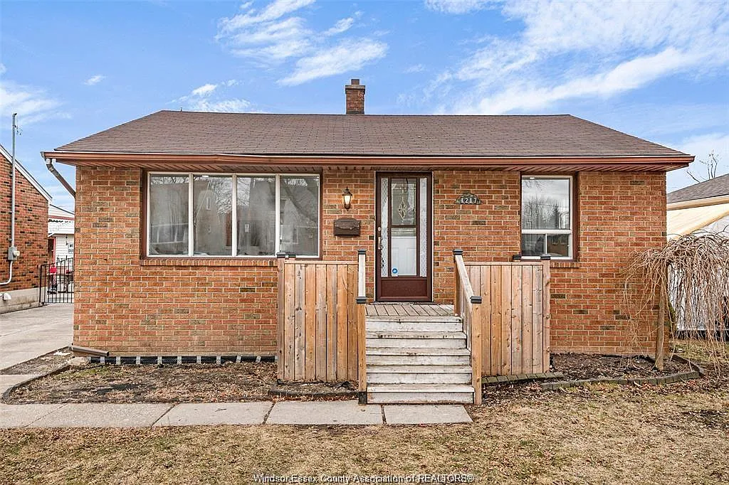 1 bed, $1,200 — Photo 1