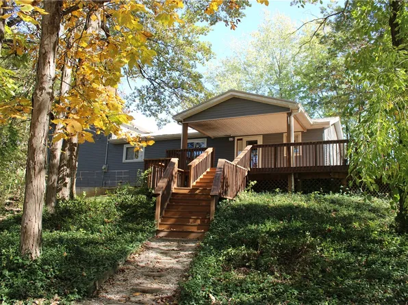 1194 N 1700 East Rd, Shelbyville, IL 62565