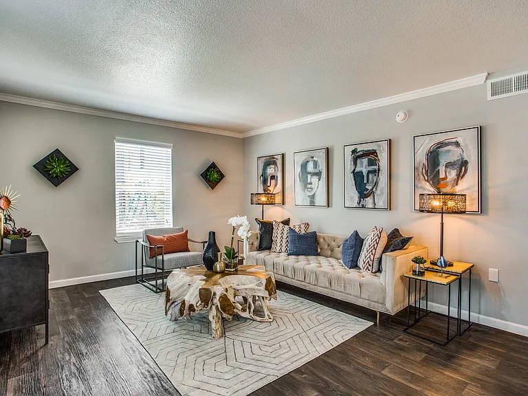 Weston Medical Center Apartments — Photo 5