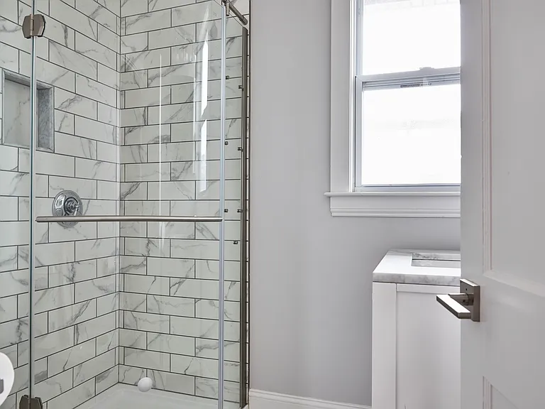 54 Mansfield St #1 — Photo 7