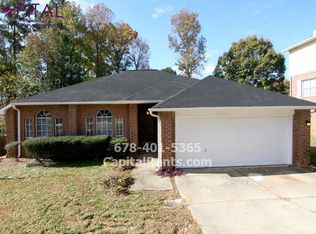 573 Woodstone Rd, Lithonia, GA 30058
