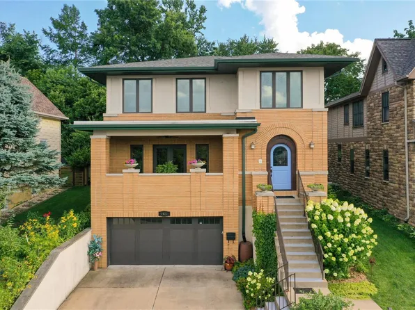 7422 Hoover Ave, Saint Louis, MO 63117