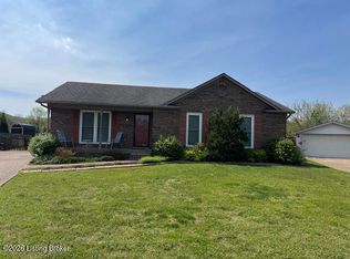 10416 Duke Ct, Fairdale, KY