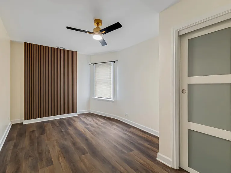238 W 31st St #4W — Photo 8