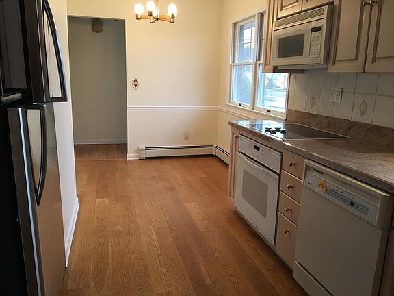 Other side of kitchen 