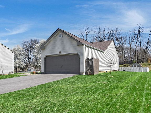 4th image of 113 Longwood Dr