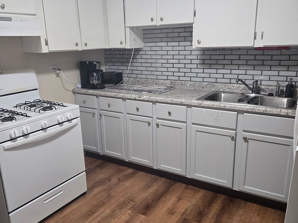 1st image of 37 King Arthur Ct #17