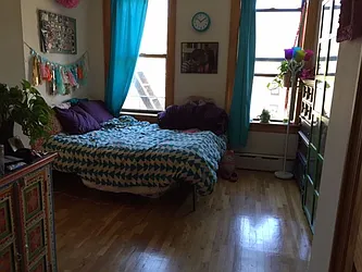 Rented by Ready Group