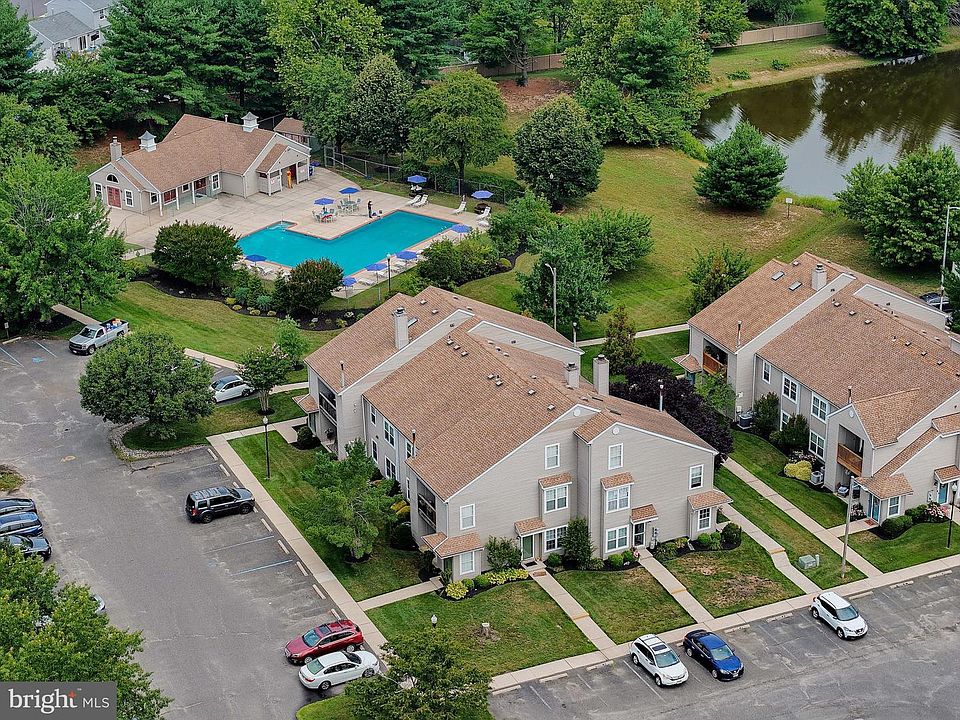 1st image of 1503 Hawthorne Ct