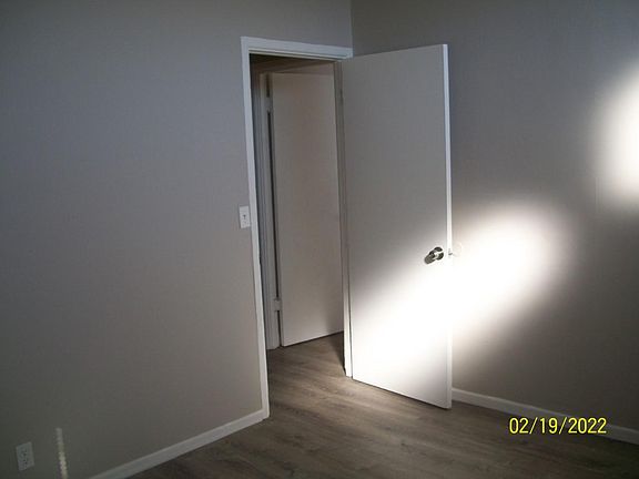 5th image of 5525 E 42nd St