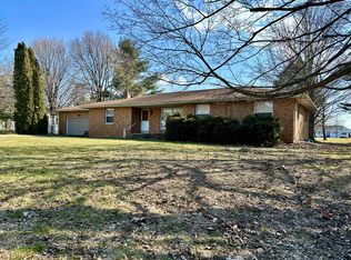 227 Dunham St, Sunfield, MI 48890