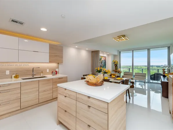 16385 Biscayne Blvd #1503-2PARKING, North Miami Beach, FL 33160