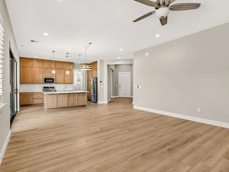 2250 Copper Brand Dr — Photo 5
