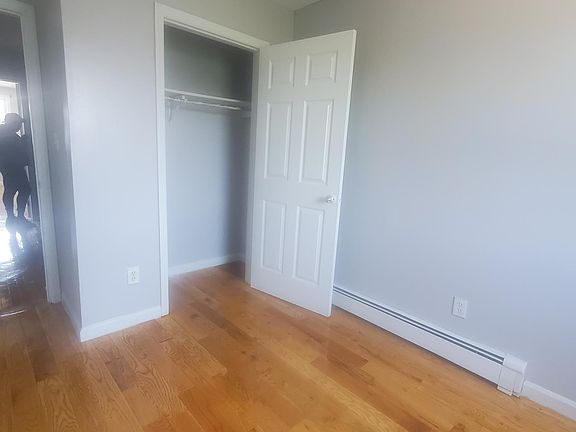 3rd image of 177 Beach 26th St #2