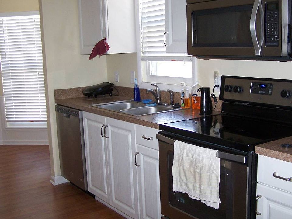 1st image of 1212 La Paloma Dr
