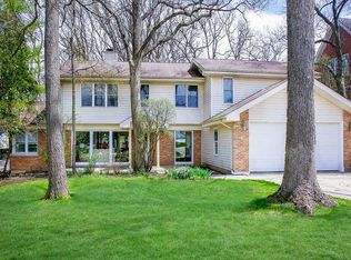 3641 Glendenning Rd, Downers Grove, IL 60515