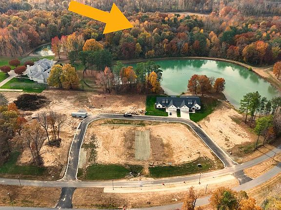 4th image of 2182/2170 Stonehaven Ln