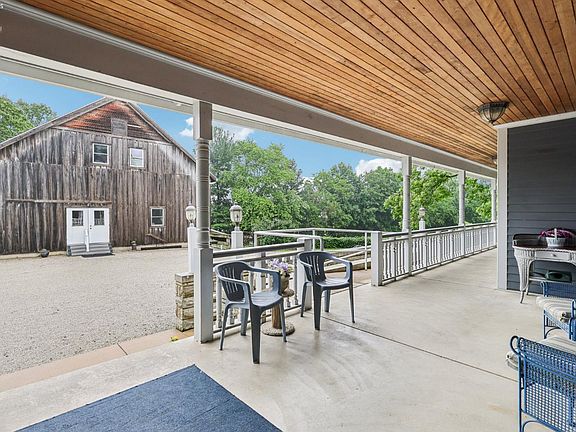 3rd image of 8110 Main Rd