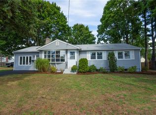 63 Stanmore Rd, Warwick, RI 02889