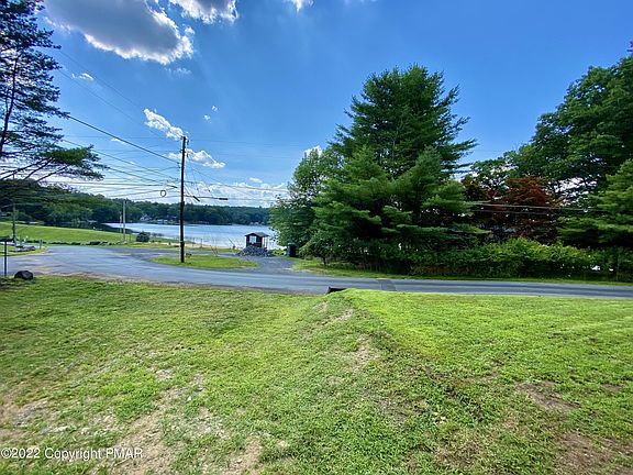3rd image of 6328 Lakeshore Dr E