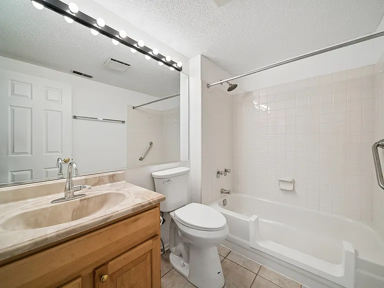 511 Aurora Ave #615 — Photo 14