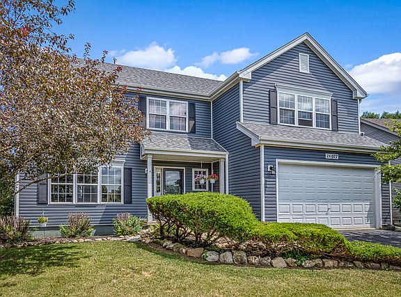 2nd image of 1S077 Mill Creek Cir E